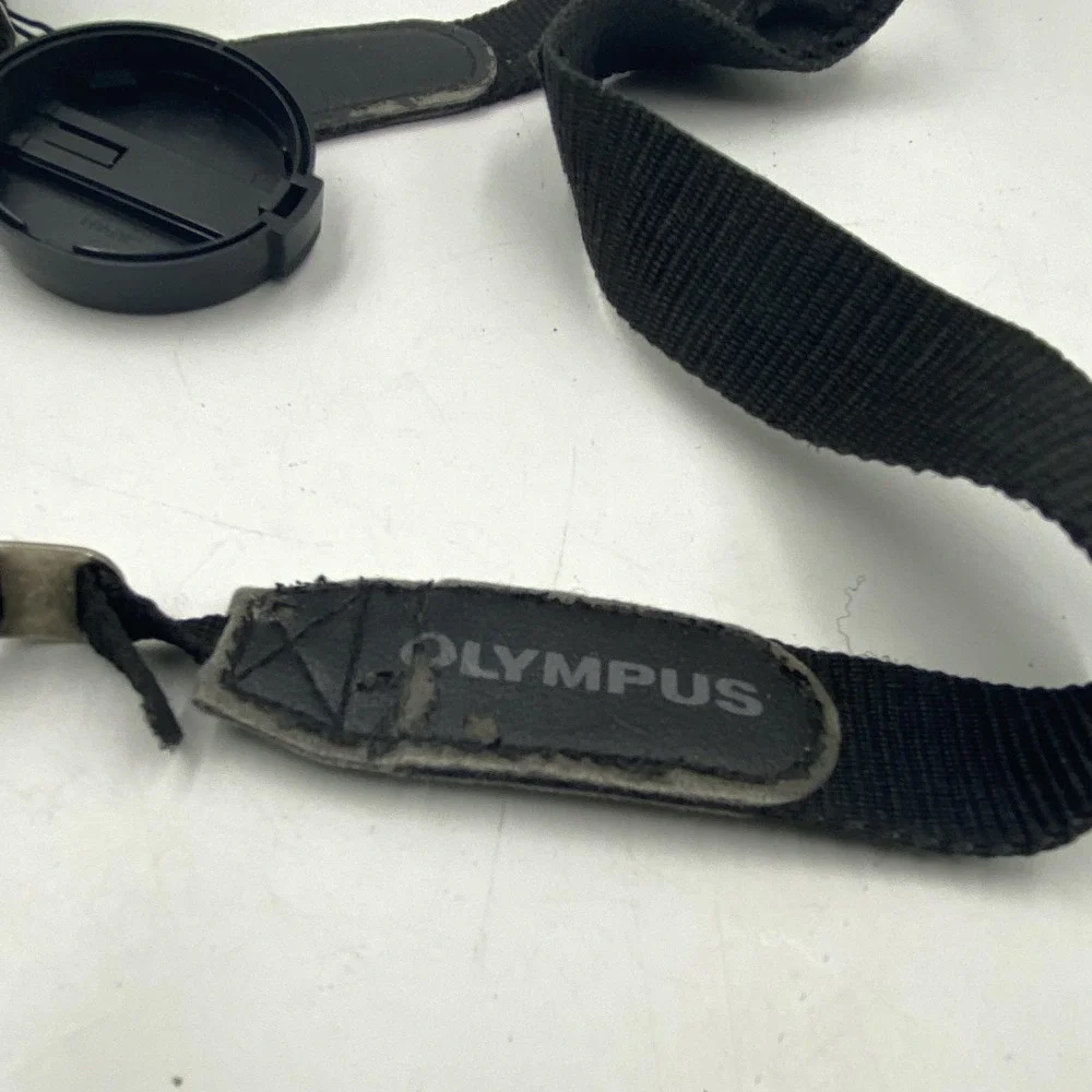 Vintage Olympus Camedia C-750 Ultra Zoom 4MP Digital Camera‎ 10x Optical Zoom